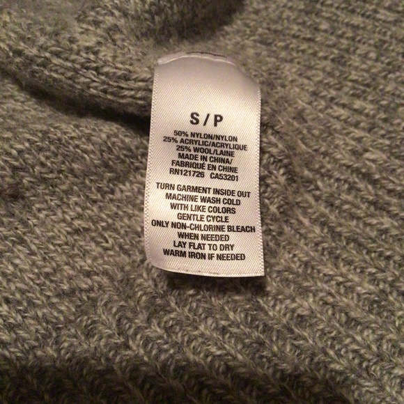 Aeropostale zip up knit sweater - Picture 3 of 3